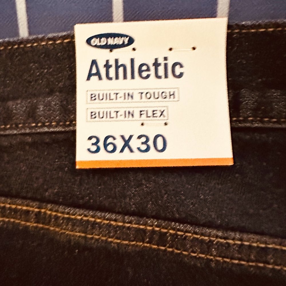 NWT Old Navy Athletic Flex Jeans 36/30 - Dark Denim